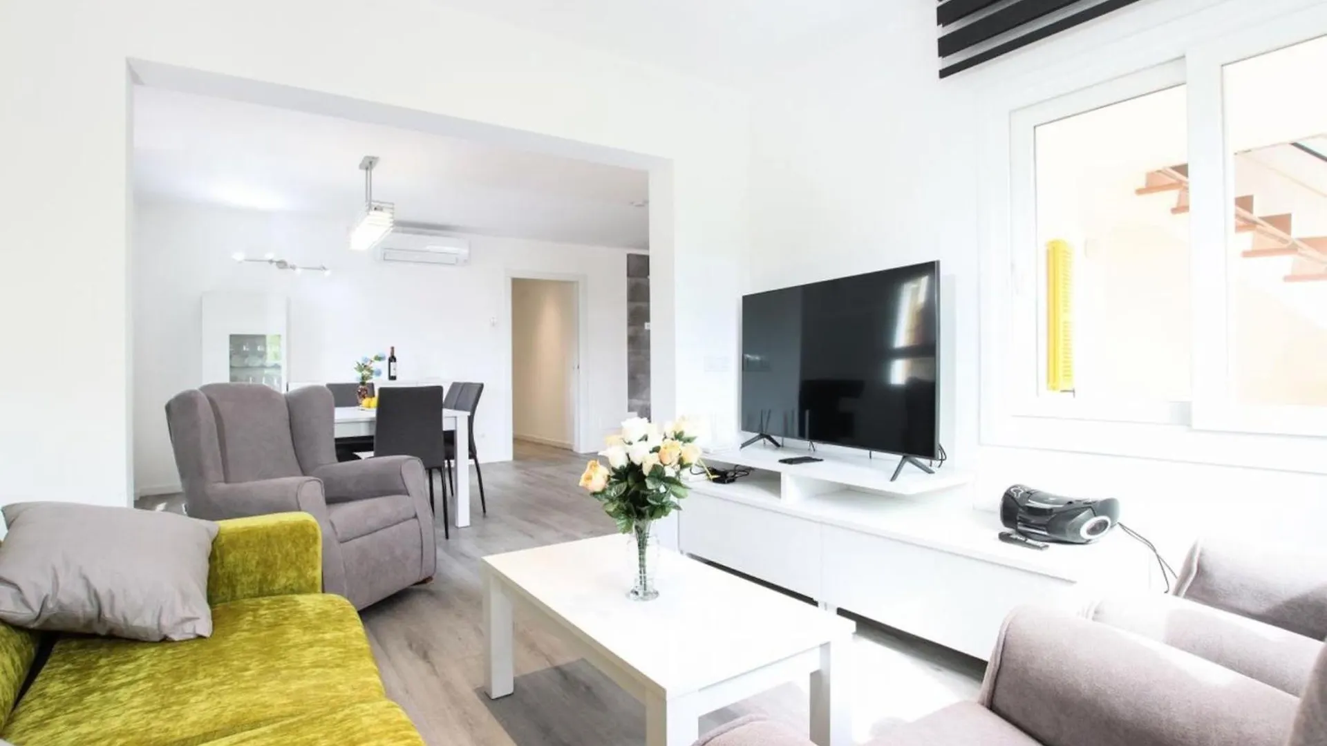 Charming Mallorca Villa 3 Bedrooms Villa Town House Orion 40 Metres From The Sea Great For Families Puerto Pollensa إسبانيا